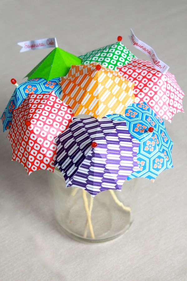 make your own cocktail umbrellas at www.alyssaandcarla.com