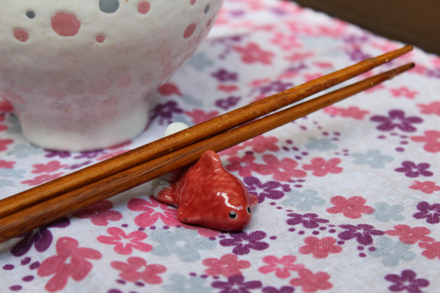 koi chopstick rest